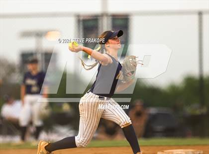 Thumbnail 3 in James Wood @ Woodgrove (VHSL Class 4 Quarterfinal) photogallery.