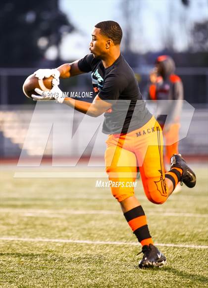 Thumbnail 1 in Garfield @ McClymonds (CIF State Division 4-A Final) photogallery.