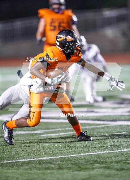 Thumbnail 2 in Garfield @ McClymonds (CIF State Division 4-A Final) photogallery.