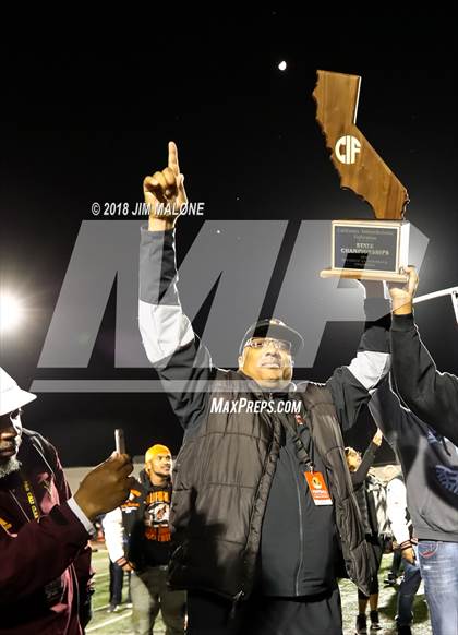 Thumbnail 2 in Garfield @ McClymonds (CIF State Division 4-A Final) photogallery.
