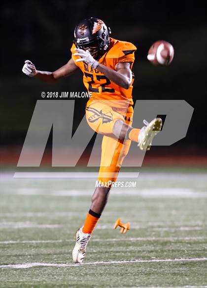 Thumbnail 2 in Garfield @ McClymonds (CIF State Division 4-A Final) photogallery.