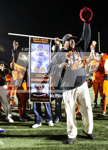 Thumbnail 1 in Garfield @ McClymonds (CIF State Division 4-A Final) photogallery.