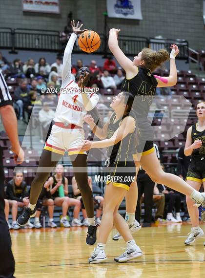 Thumbnail 1 in Emery vs. Judge Memorial Catholic (UHSAA 3A Quarterfinal) photogallery.