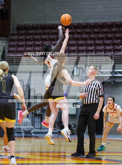 Thumbnail 2 in Emery vs. Judge Memorial Catholic (UHSAA 3A Quarterfinal) photogallery.
