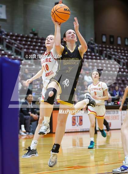 Thumbnail 3 in Emery vs. Judge Memorial Catholic (UHSAA 3A Quarterfinal) photogallery.