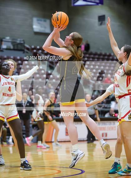 Thumbnail 2 in Emery vs. Judge Memorial Catholic (UHSAA 3A Quarterfinal) photogallery.