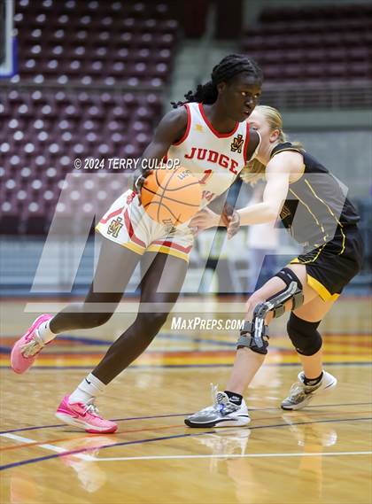 Thumbnail 3 in Emery vs. Judge Memorial Catholic (UHSAA 3A Quarterfinal) photogallery.