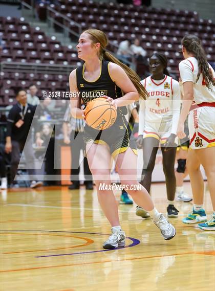 Thumbnail 2 in Emery vs. Judge Memorial Catholic (UHSAA 3A Quarterfinal) photogallery.