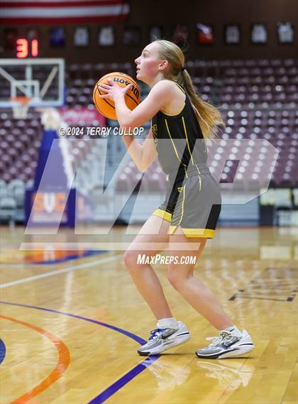 Thumbnail 2 in Emery vs. Judge Memorial Catholic (UHSAA 3A Quarterfinal) photogallery.
