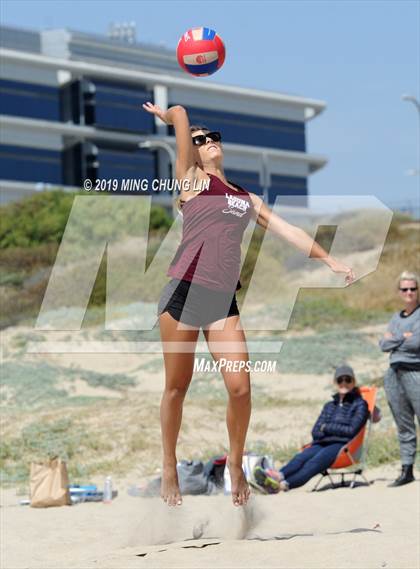Thumbnail 2 in Mira Costa vs. Laguna Beach (IBVL Southern Pacific Final) photogallery.