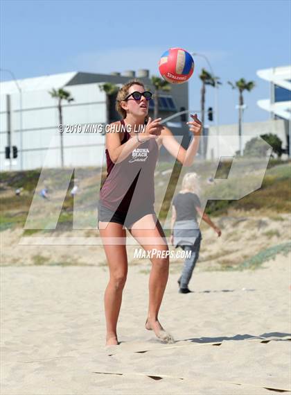 Thumbnail 3 in Mira Costa vs. Laguna Beach (IBVL Southern Pacific Final) photogallery.