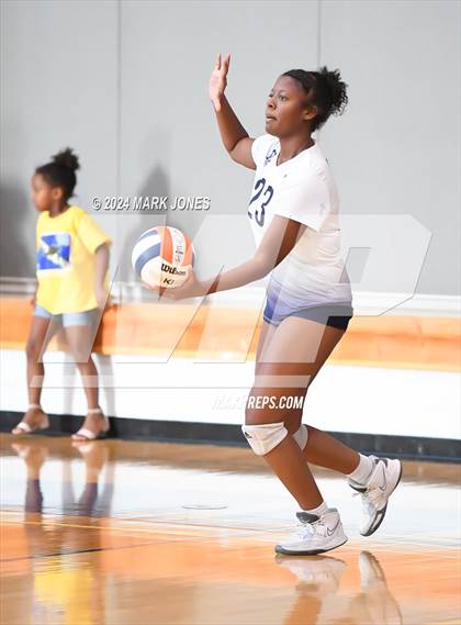 Thumbnail 2 in North Valley Christian Academy vs. Anthem Prep photogallery.