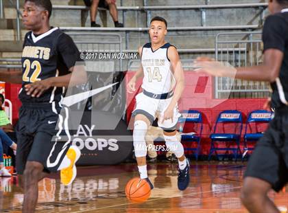 Thumbnail 1 in Scotlandville vs. Little Elm (Thanksgiving Hoopfest) photogallery.