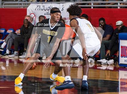 Thumbnail 3 in Scotlandville vs. Little Elm (Thanksgiving Hoopfest) photogallery.