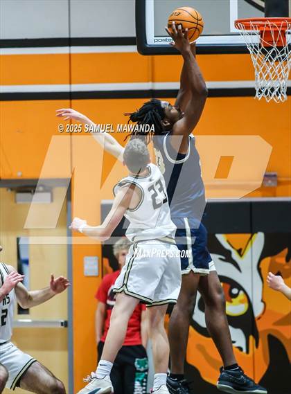 Thumbnail 1 in St. Francis vs West Ranch (2025 MLK Day Showdown) photogallery.