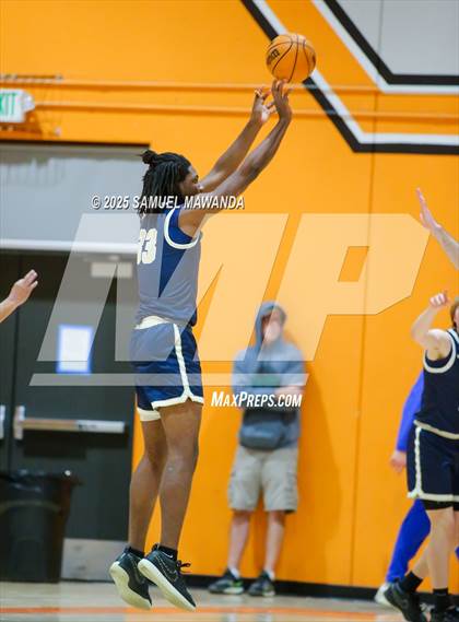 Thumbnail 1 in St. Francis vs West Ranch (2025 MLK Day Showdown) photogallery.