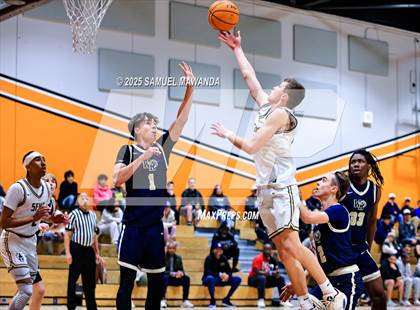Thumbnail 3 in St. Francis vs West Ranch (2025 MLK Day Showdown) photogallery.