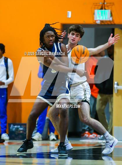Thumbnail 3 in St. Francis vs West Ranch (2025 MLK Day Showdown) photogallery.