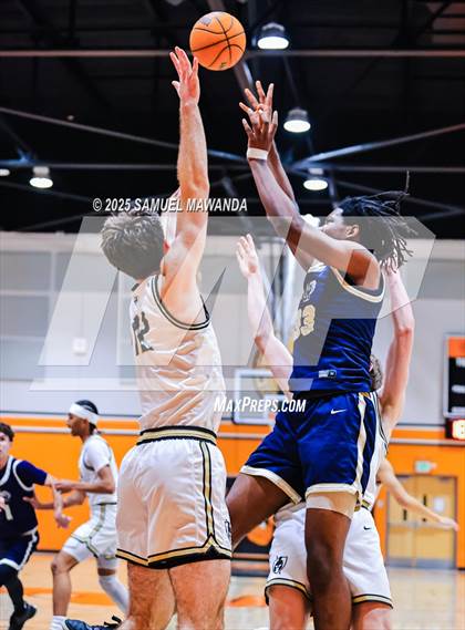 Thumbnail 1 in St. Francis vs West Ranch (2025 MLK Day Showdown) photogallery.