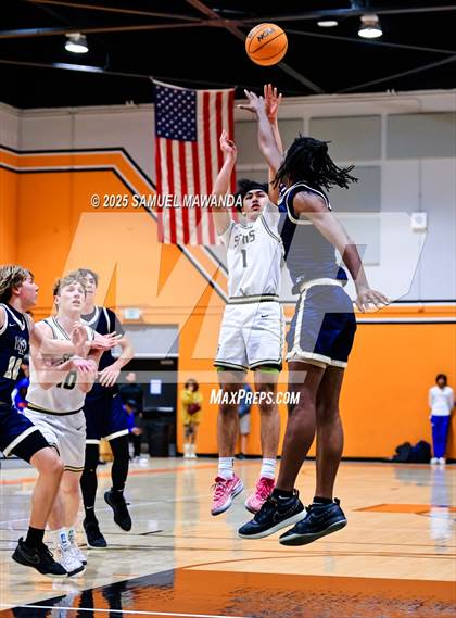 Thumbnail 2 in St. Francis vs West Ranch (2025 MLK Day Showdown) photogallery.