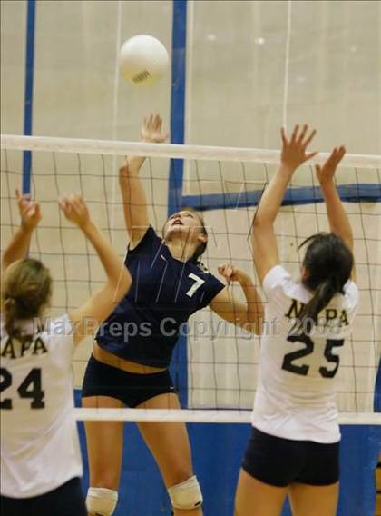 Thumbnail 3 in Napa vs. Nevada Union (CIF SJS D1 Final) photogallery.
