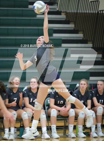 Thumbnail 2 in Stoney Creek vs. Walled Lake Northern (MHSAA D1 Regional Semifinal) photogallery.