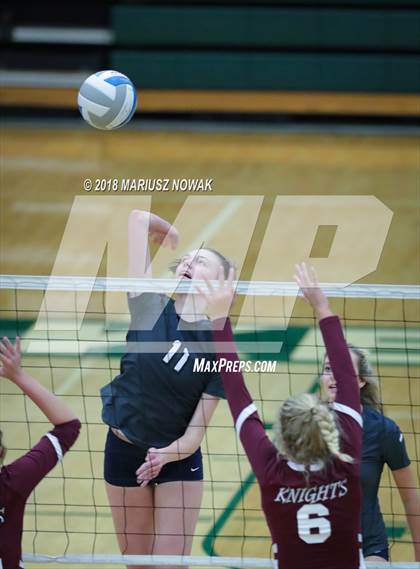 Thumbnail 3 in Stoney Creek vs. Walled Lake Northern (MHSAA D1 Regional Semifinal) photogallery.
