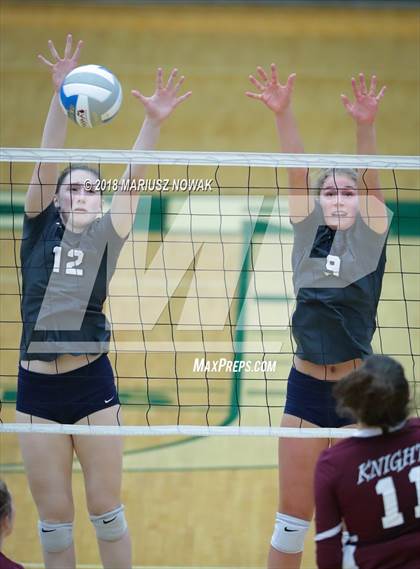 Thumbnail 3 in Stoney Creek vs. Walled Lake Northern (MHSAA D1 Regional Semifinal) photogallery.