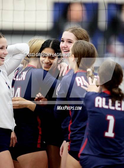 Thumbnail 2 in Allen vs Guyer photogallery.