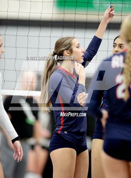 Thumbnail 1 in Allen vs Guyer photogallery.