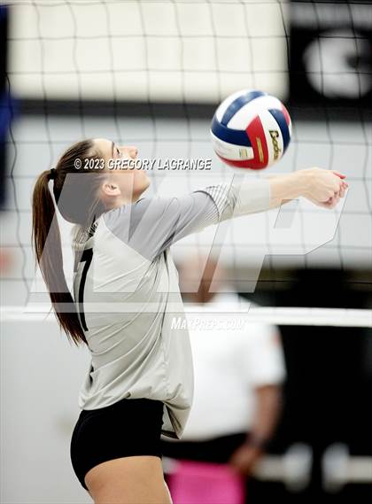 Thumbnail 2 in Allen vs Guyer photogallery.