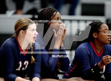 Thumbnail 2 in Allen vs Guyer photogallery.