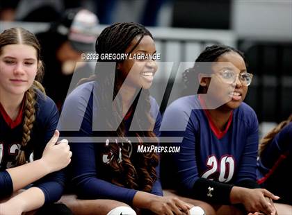 Thumbnail 1 in Allen vs Guyer photogallery.
