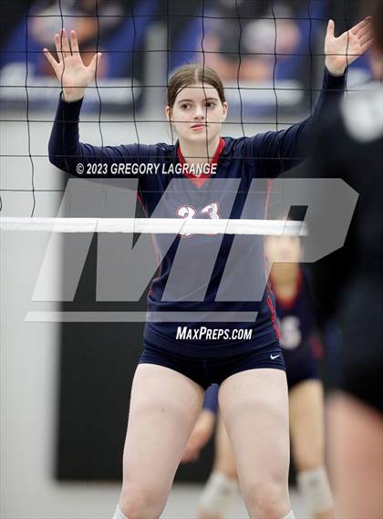 Thumbnail 1 in Allen vs Guyer photogallery.