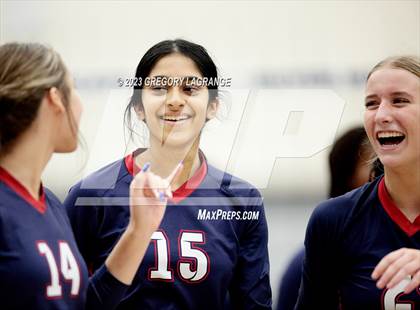Thumbnail 1 in Allen vs Guyer photogallery.