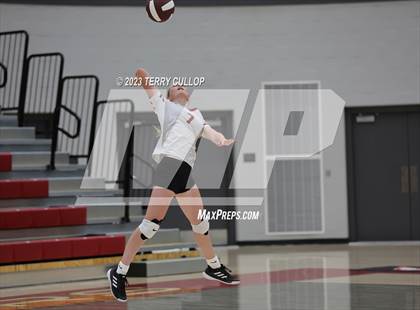 Thumbnail 2 in Mountain Ridge @ Cedar Valley (Sophomore) photogallery.