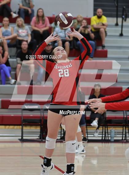 Thumbnail 1 in Mountain Ridge @ Cedar Valley (Sophomore) photogallery.