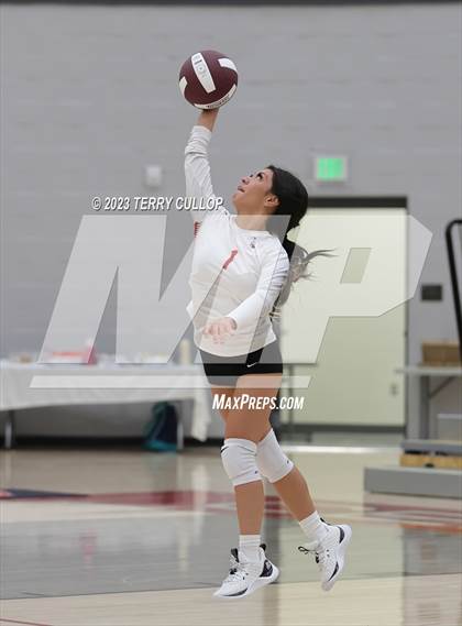 Thumbnail 1 in Mountain Ridge @ Cedar Valley (Sophomore) photogallery.