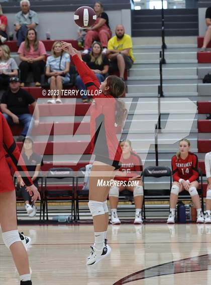 Thumbnail 1 in Mountain Ridge @ Cedar Valley (Sophomore) photogallery.