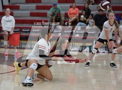 Thumbnail 2 in Mountain Ridge @ Cedar Valley (Sophomore) photogallery.