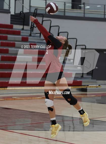 Thumbnail 1 in Mountain Ridge @ Cedar Valley (Sophomore) photogallery.