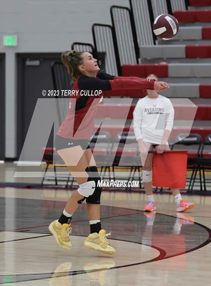Thumbnail 1 in Mountain Ridge @ Cedar Valley (Sophomore) photogallery.