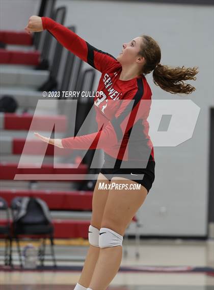 Thumbnail 1 in Mountain Ridge @ Cedar Valley (Sophomore) photogallery.