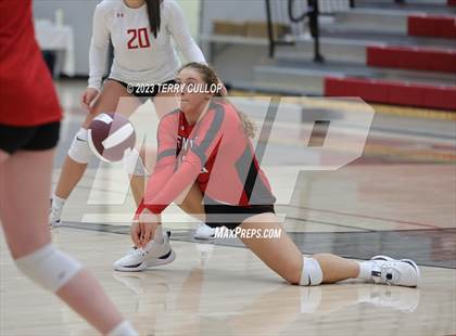 Thumbnail 3 in Mountain Ridge @ Cedar Valley (Sophomore) photogallery.