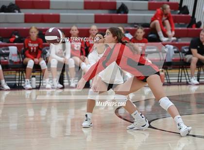 Thumbnail 1 in Mountain Ridge @ Cedar Valley (Sophomore) photogallery.