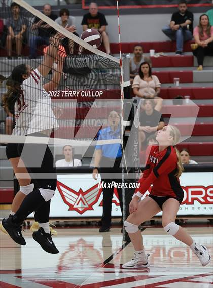 Thumbnail 1 in Mountain Ridge @ Cedar Valley (Sophomore) photogallery.