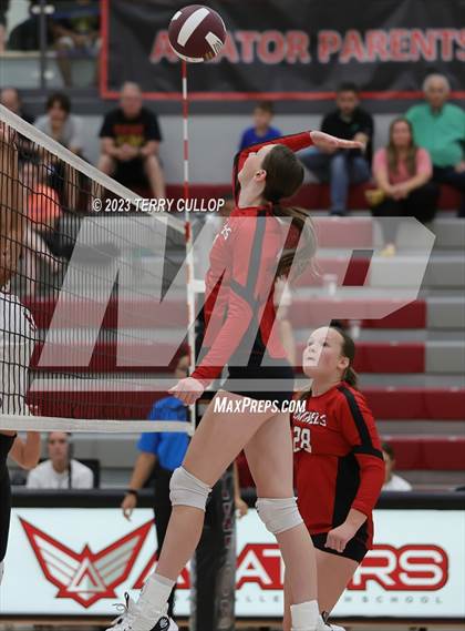 Thumbnail 1 in Mountain Ridge @ Cedar Valley (Sophomore) photogallery.