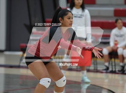 Thumbnail 3 in Mountain Ridge @ Cedar Valley (Sophomore) photogallery.