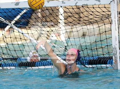 Thumbnail 2 in Las Lomas vs Clovis East (Julian Szmidt Memorial Tournament) photogallery.