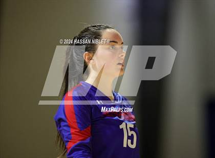 Thumbnail 3 in Jefferson vs. Calhoun (GHSA 3A State Finals) photogallery.